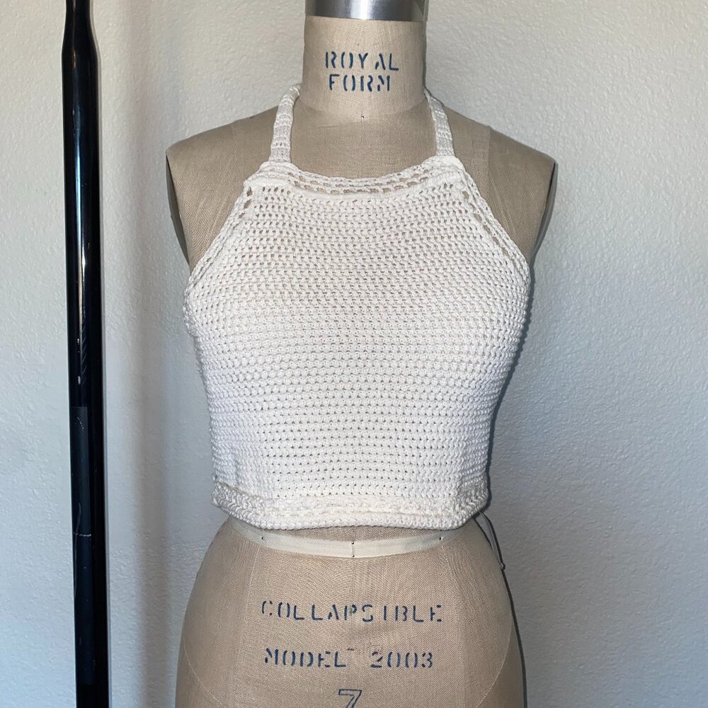 Cotton On Crochet Scallop Halter Knit in Ecru (NWT) - Medium